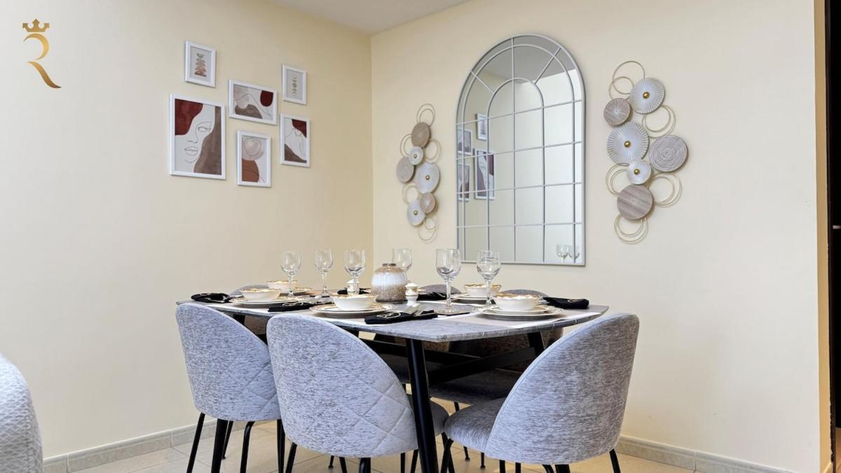 Apartment Spacious 2br Poolside Relaxation In Al Reem