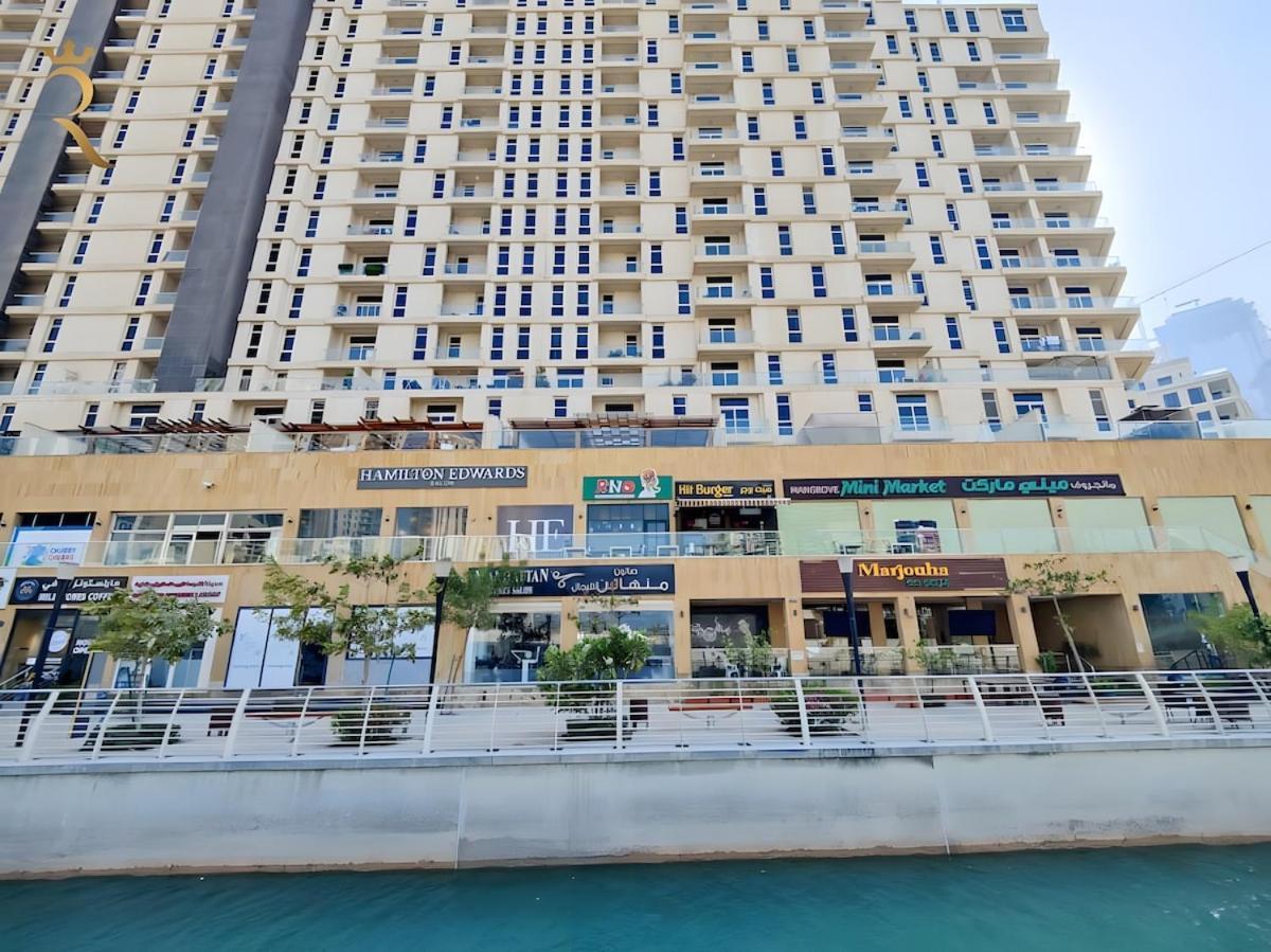 Apartment Spacious 2br Poolside Relaxation In Al Reem *
