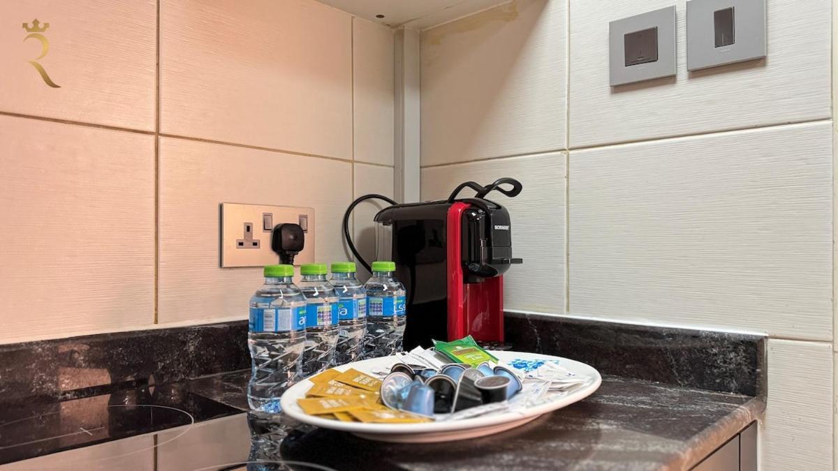 Spacious 2br Poolside Relaxation In Al Reem Apartment Abu Dhabi