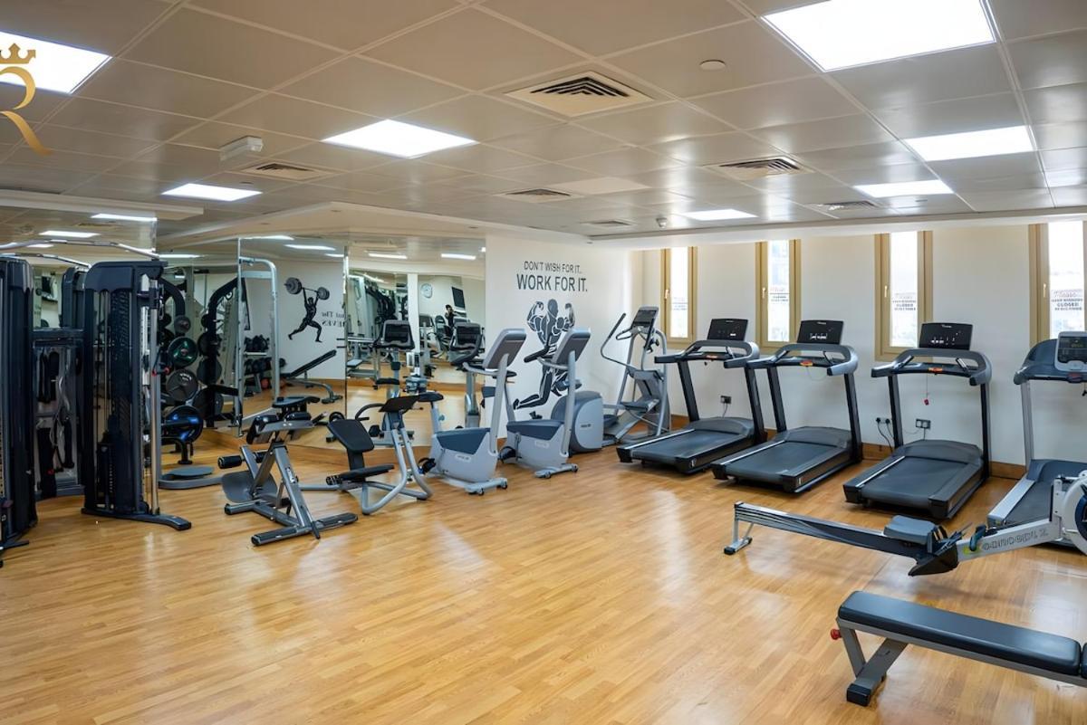 Apartment Spacious 2br Poolside Relaxation In Al Reem *