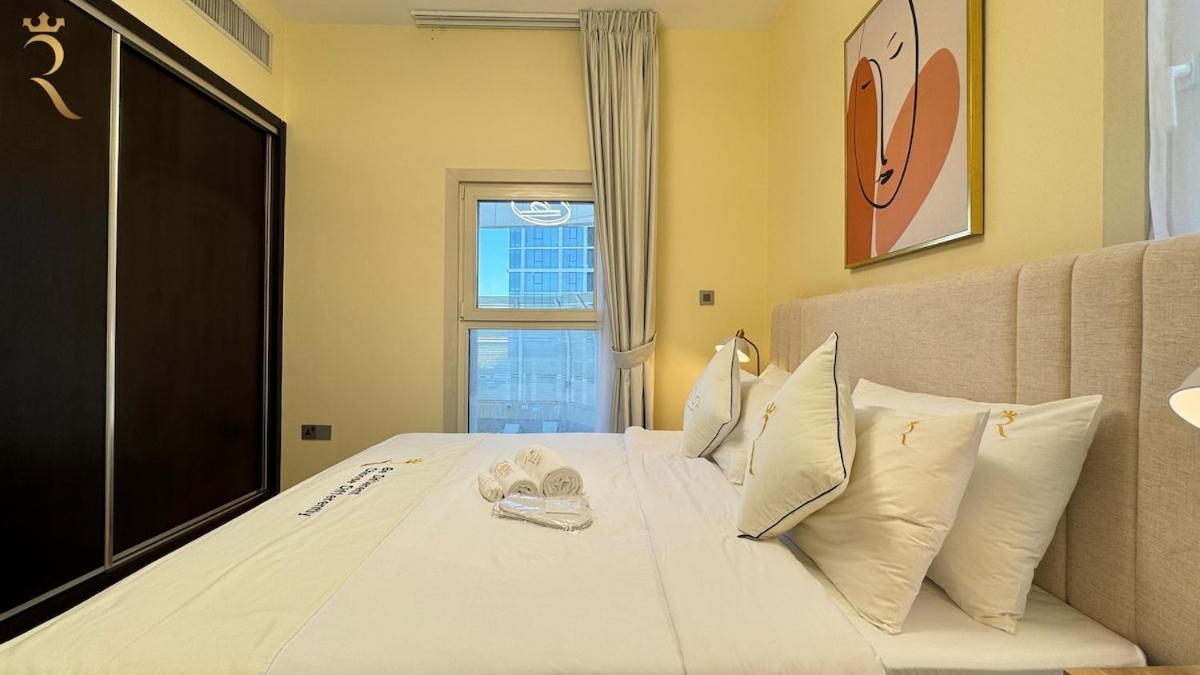Apartment Spacious 2br Poolside Relaxation In Al Reem *