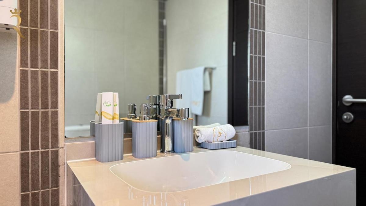 Spacious 2br Poolside Relaxation In Al Reem * Abu Dhabi